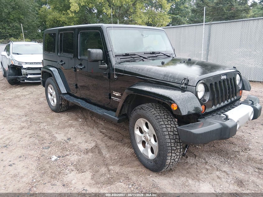 2013 Jeep Wrangler / VIN 1C4BJWEG5DL703791 — IAAI salvage auction photo