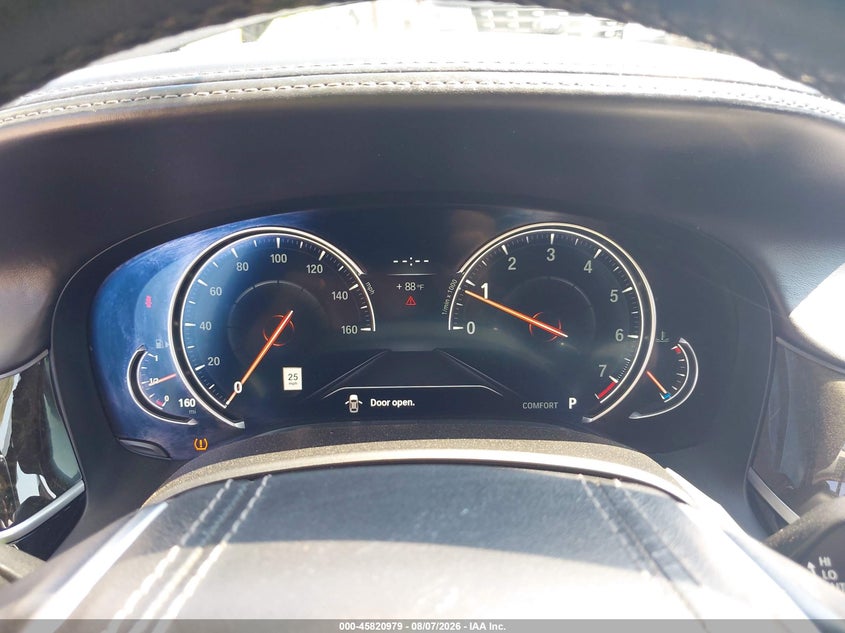 2018 BMW 7er VIN WBA7F2C51JG424633 IAAI salvage auction — NORMAL WEAR, Clear (Washington), sold $3,750 on 2026-08-26 (photo 7)