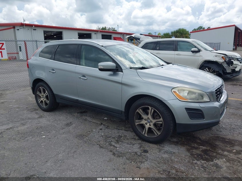2013 Volvo Xc60 VIN YV4902DZ2D2440224 IAAI salvage auction — NORMAL WEAR, Clear (New Jersey), sold $3,000 on 2026-08-17 (photo 1)