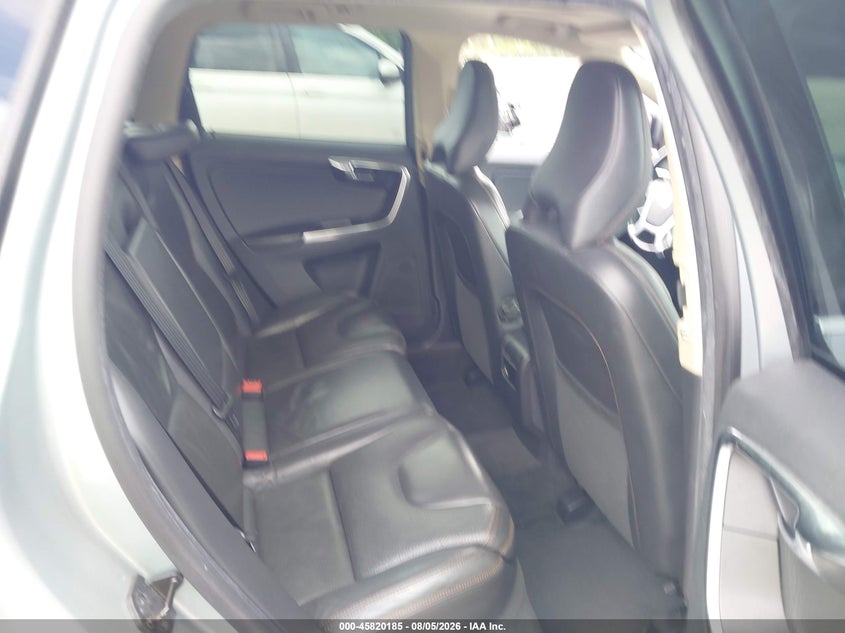 2013 Volvo Xc60 VIN YV4902DZ2D2440224 IAAI salvage auction — NORMAL WEAR, Clear (New Jersey), sold $3,000 on 2026-08-17 (photo 8)