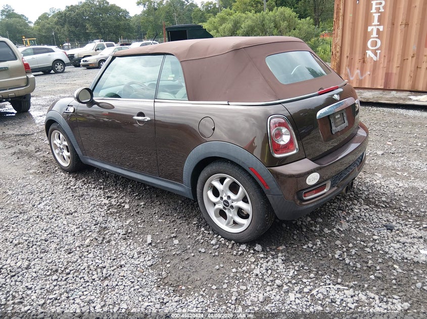 2011 Mini Cooper VIN WMWZP3C54BTX84421 IAAI salvage auction — NORMAL WEAR, Clear (South Carolina), sold $2,750 on 2026-08-11 (photo 3)