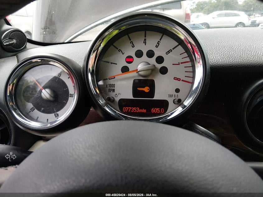 2011 Mini Cooper VIN WMWZP3C54BTX84421 IAAI salvage auction — NORMAL WEAR, Clear (South Carolina), sold $2,750 on 2026-08-11 (photo 7)