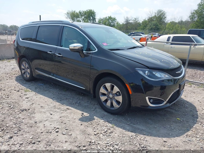 2020 Chrysler Pacifica VIN 2C4RC1N75LR230279 — IAAI salvage auction photo