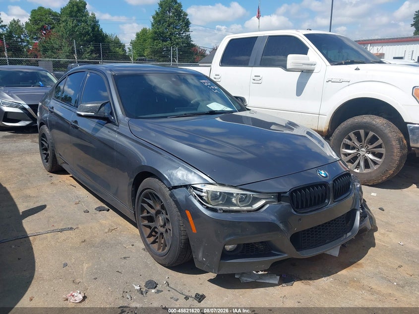 2018 BMW 3er VIN WBA8B3G52JNU36821 — IAAI salvage auction photo