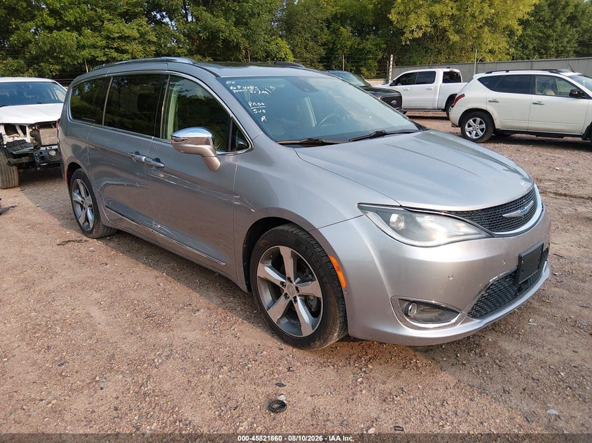 2018 Chrysler Pacifica VIN 2C4RC1GG0JR262003 IAAI salvage auction — LEFT FRONT, Wait Title, sold $4,700 on 2026-09-07 (photo 1)