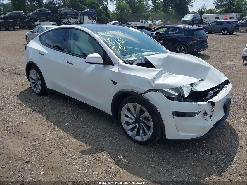 2026 Tesla Model y VIN 7SAYGDEE4TF321557 IAAI salvage auction — FRONT END, Salvage Title, sold $24,000 on 2026-08-27 (photo 1)