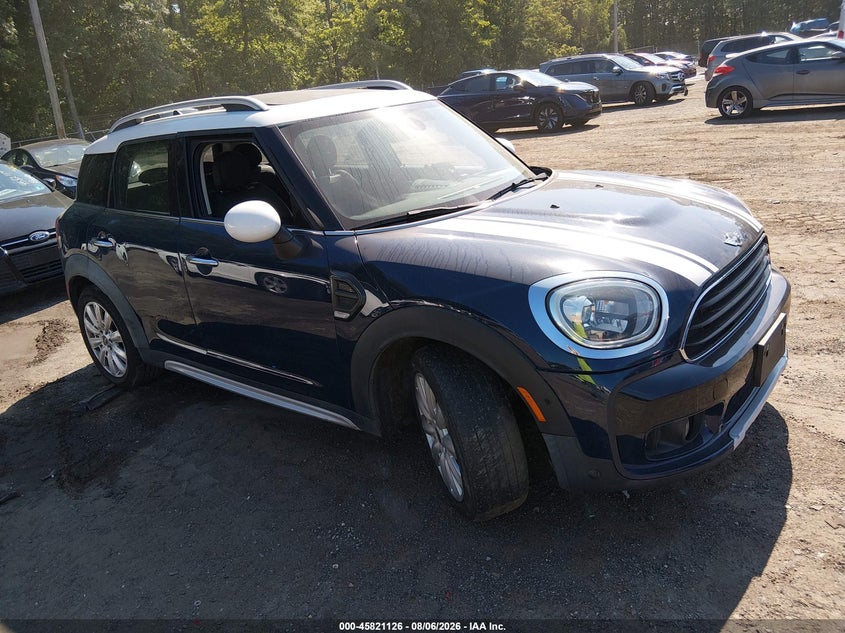 2017 Mini Countryman VIN WMZYS7C33H3B62889 IAAI salvage auction — NORMAL WEAR, Clear (Virginia), sold $3,300 on 2026-08-12 (photo 1)