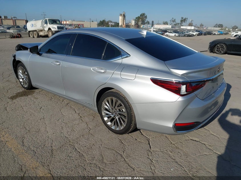 2019 Lexus ES VIN JTHB21B17K2026728 IAAI salvage auction — FRONT END, Salvage Title, sold $6,700 on 2026-09-04 (photo 3)