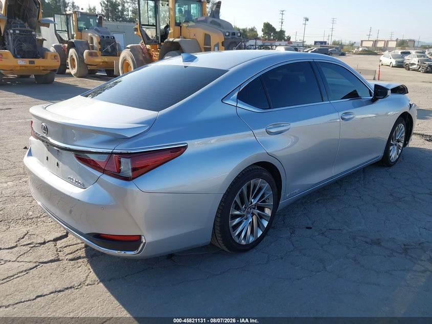 2019 Lexus ES VIN JTHB21B17K2026728 IAAI salvage auction — FRONT END, Salvage Title, sold $6,700 on 2026-09-04 (photo 4)