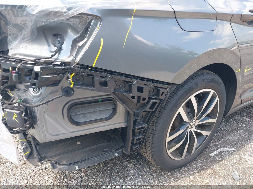 2025 Volkswagen Jetta VIN 3VWEX7BU7SM053169 IAAI salvage auction — REAR END, Salvage Title, sold $9,025 on 2026-08-28 (photo 6)