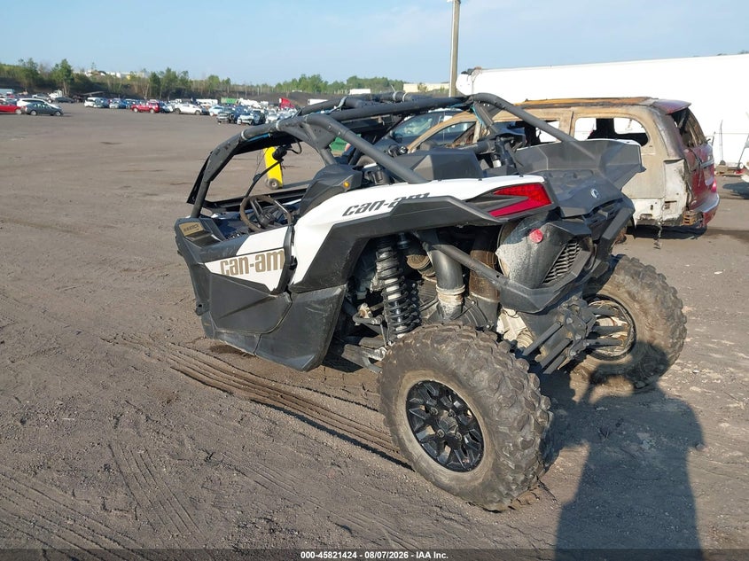 2023 Can-am/ brp Maverick VIN 3JBVGAV42PE002484 IAAI salvage auction — LEFT FRONT, Wait Title, sold $7,250 on 2026-10-16 (photo 3)