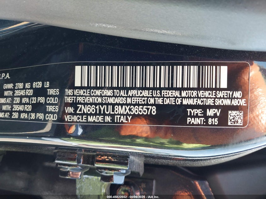 2021 Maserati Levante VIN ZN661YUL8MX365578 IAAI salvage auction — SIDE, Salvage Title, sold $8,000 on 2026-08-17 (photo 9)