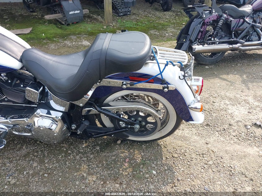 2006 Harley-davidson Flstn VIN 1HD1BNY146Y033830 IAAI salvage auction — RIGHT FRONT, Salvage (Pennsylvania), sold $1,650 on 2026-09-03 (photo 3)