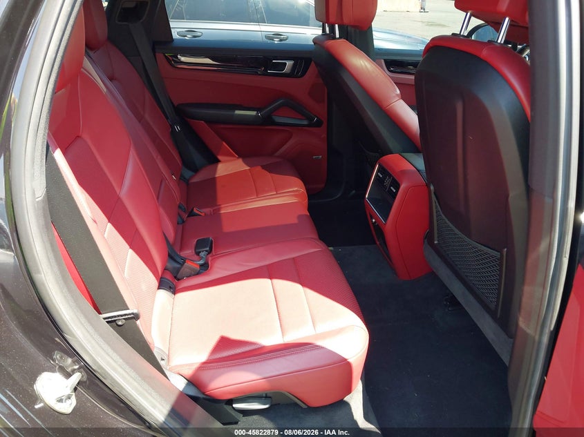 2019 Porsche Cayenne VIN WP1AB2AY2KDA61441 IAAI salvage auction — FRONT END, Wait Title, sold $19,300 on 2026-09-27 (photo 8)