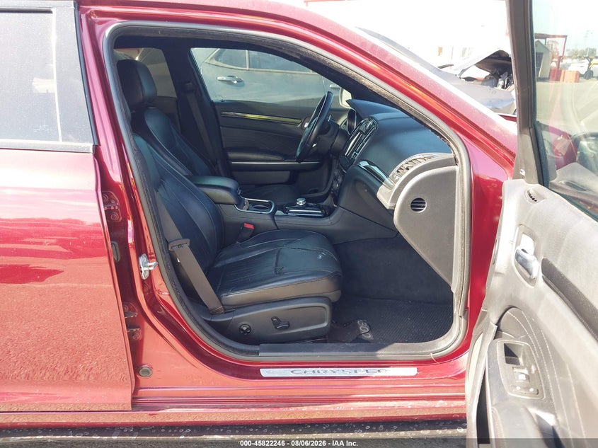 2015 Chrysler 300c VIN 2C3CCAPT7FH837931 IAAI salvage auction — THEFT, Wait Title, sold $100 on 2026-08-27 (photo 5)