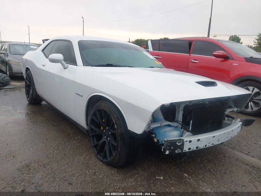 2020 Dodge Challenger VIN 2C3CDZBT9LH121384 — IAAI salvage auction photo