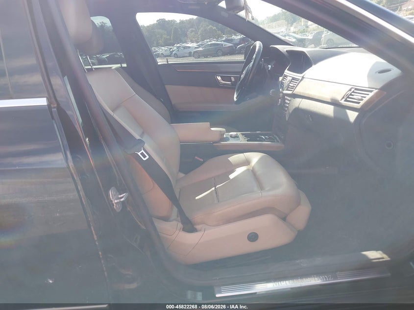 2010 Mercedes-benz E-class VIN WDDHF5GB4AA091961 IAAI salvage auction — NORMAL WEAR, Clear (North Carolina), sold $550 on 2026-08-14 (photo 5)