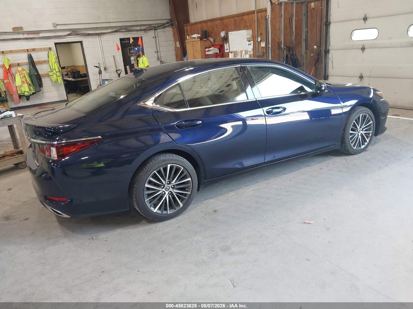 2024 Lexus ES VIN 58ADZ1B16RU162289 IAAI salvage auction — LEFT FRONT, Salvage Title, sold $23,850 on 2026-08-26 (photo 4)