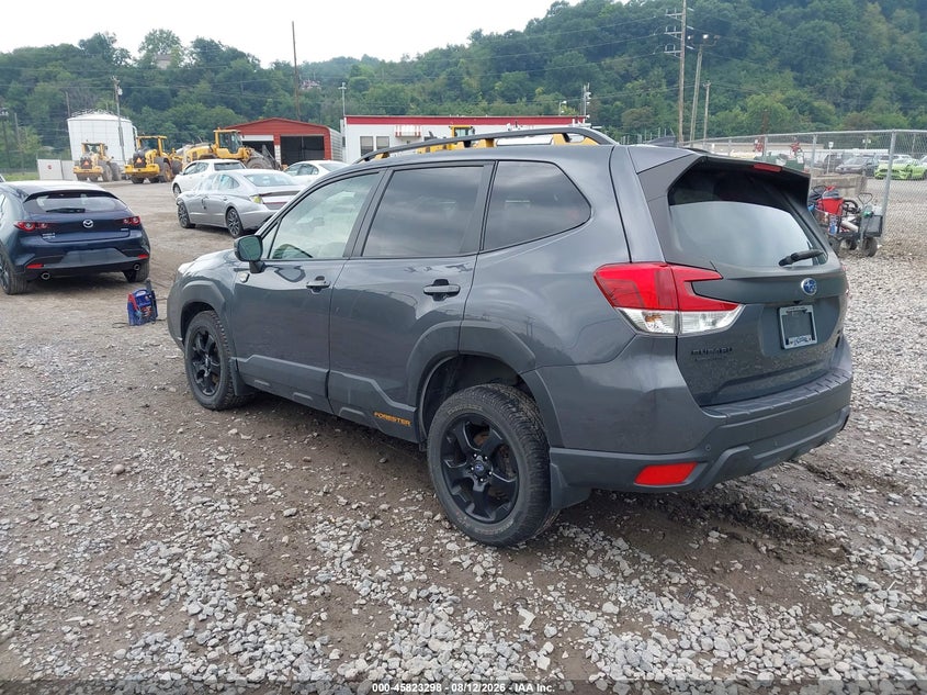 2024 Subaru Forester VIN JF2SKAJC8RH529987 IAAI salvage auction — RIGHT SIDE, Wait Title, sold $11,000 on 2026-09-15 (photo 3)