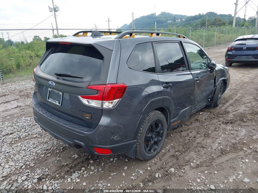 2024 Subaru Forester VIN JF2SKAJC8RH529987 IAAI salvage auction — RIGHT SIDE, Wait Title, sold $11,000 on 2026-09-15 (photo 4)