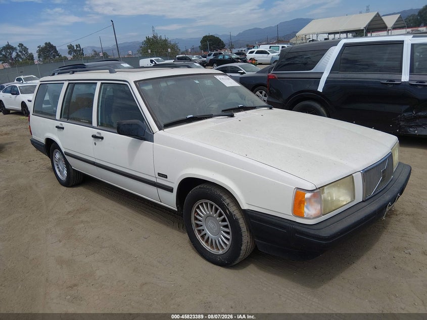 1995 Volvo 940 VIN YV1JW8313S1134935 IAAI salvage auction — NORMAL WEAR, Clear - Dealer Only (California), sold $225 on 2026-08-12 (photo 1)