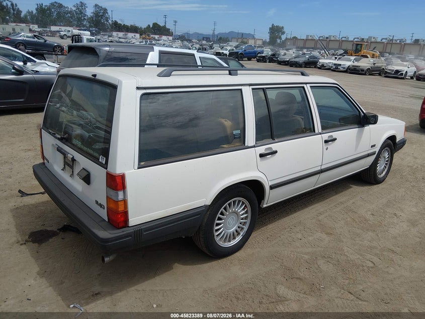 1995 Volvo 940 VIN YV1JW8313S1134935 IAAI salvage auction — NORMAL WEAR, Clear - Dealer Only (California), sold $225 on 2026-08-12 (photo 4)