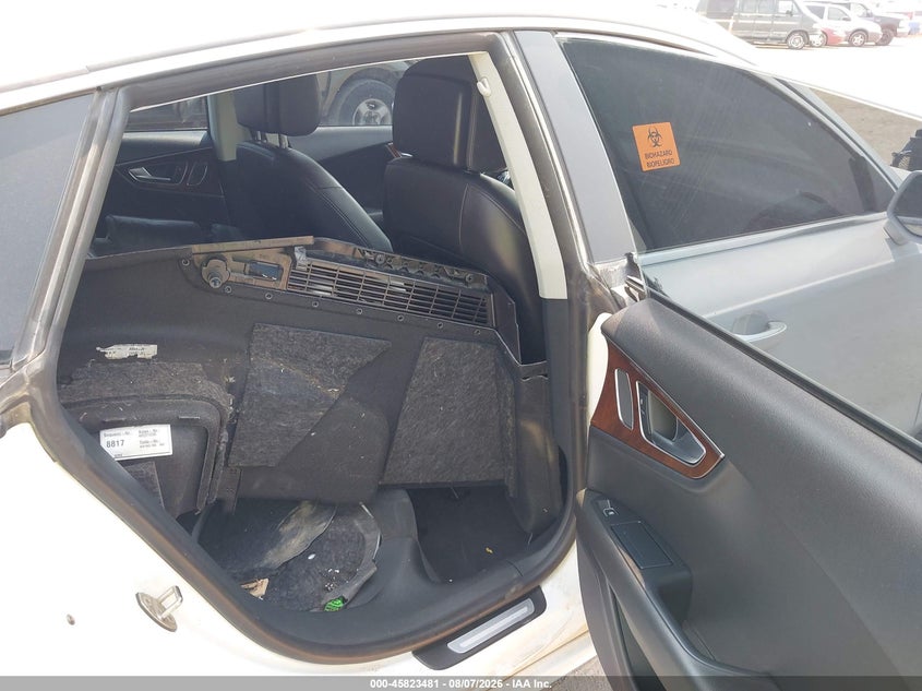 2013 Audi A7 VIN WAUYGAFC2DN062091 IAAI salvage auction — BIOHAZARD/CHEMICAL, Salvage Title, sold $1,250 on 2026-09-07 (photo 8)
