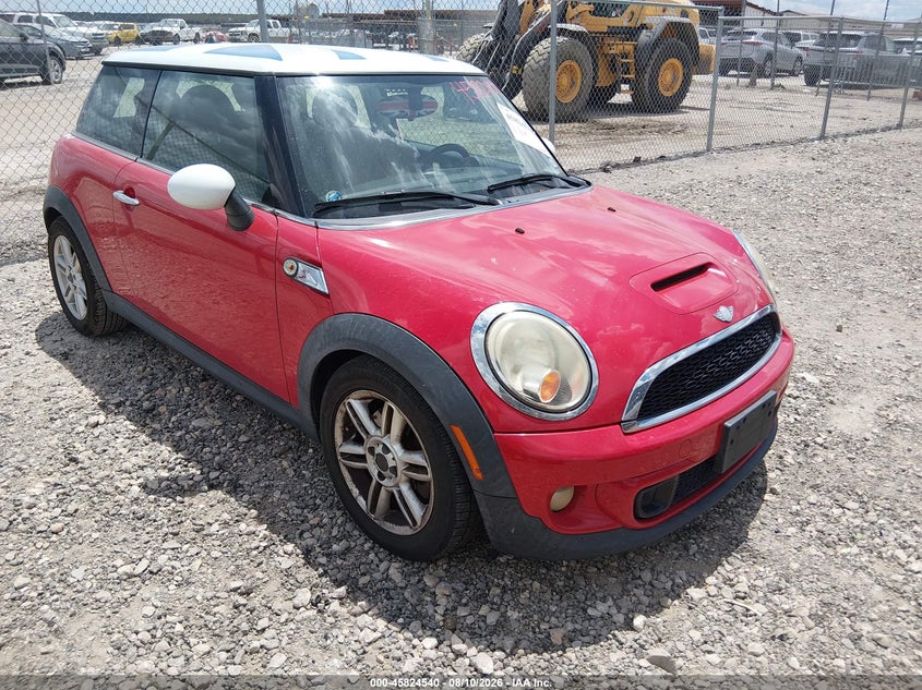 2013 Mini Hard top VIN WMWSV3C56DT392499 IAAI salvage auction — NORMAL WEAR, Original (Texas), sold $750 on 2026-08-18 (photo 1)