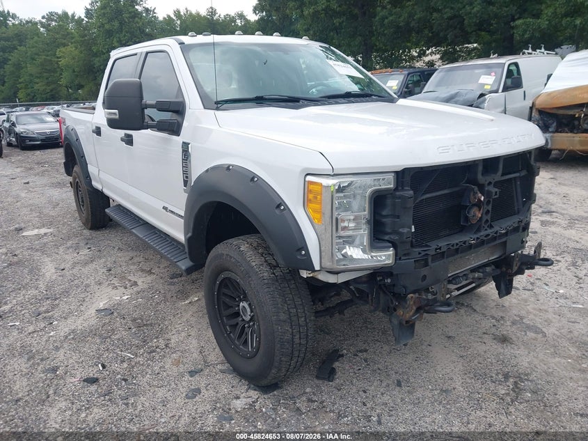 2017 Ford F250 VIN 1FT7W2BTXHEB39695 — IAAI salvage auction photo