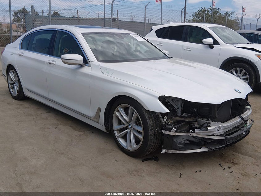 2016 BMW 7er VIN WBA7F2C59GG418135 — IAAI salvage auction photo