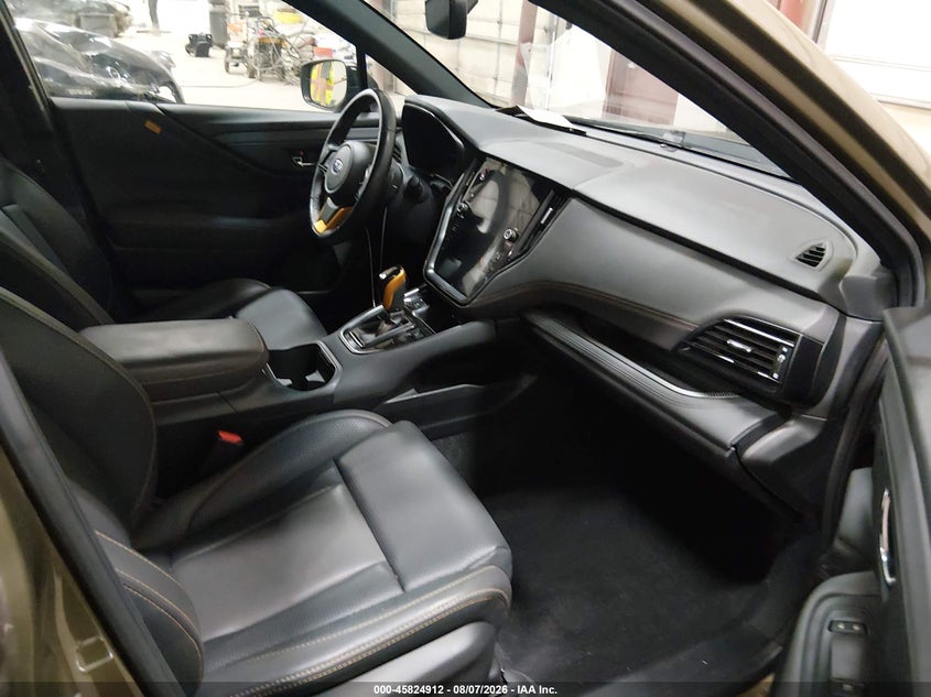 2022 Subaru Outback VIN 4S4BTGUD7N3205497 IAAI salvage auction — FRONT END, Salvage Title, sold $8,725 on 2026-08-21 (photo 5)