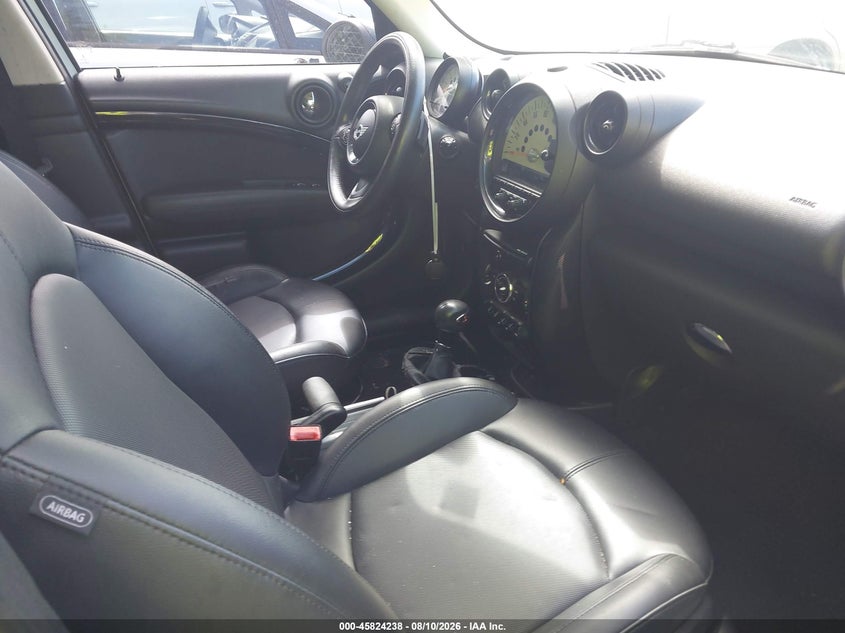 2014 Mini Countryman VIN WMWZC3C57EWP27029 IAAI salvage auction — NORMAL WEAR, Clear-Dealer Only (North Carolina), sold $275 on 2026-08-20 (photo 5)