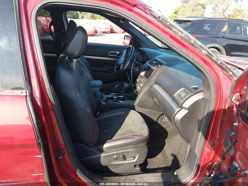 2018 Ford Explorer VIN 1FM5K7D82JGA25687 IAAI salvage auction — RIGHT FRONT, Salvage (California), sold $3,650 on 2026-08-24 (photo 5)