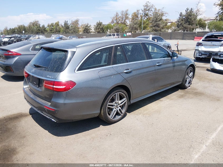 2019 Mercedes-benz E-klasse VIN WDDZH6JB1KA489921 IAAI salvage auction — SIDE, Salvage Title, sold $9,200 on 2026-08-16 (photo 4)
