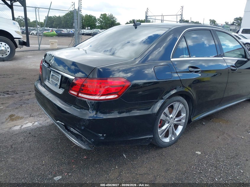 2016 Mercedes-benz E-klasse VIN WDDHF5KB7GB266441 IAAI salvage auction — REAR END, Clear (Florida), sold $3,850 on 2026-08-19 (photo 6)