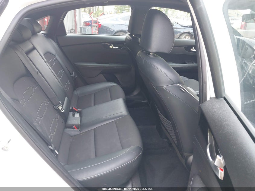 2021 Kia Forte VIN 3KPF34AD0ME420204 IAAI salvage auction — FRONT END, Salvage Title, sold $3,900 on 2026-08-21 (photo 8)