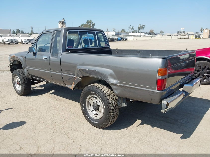 1987 Toyota Pickup VIN JT4RN67D6H5072422 IAAI salvage auction — SIDE, Clear - Dealer Only (California), sold $8,400 on 2026-08-19 (photo 3)