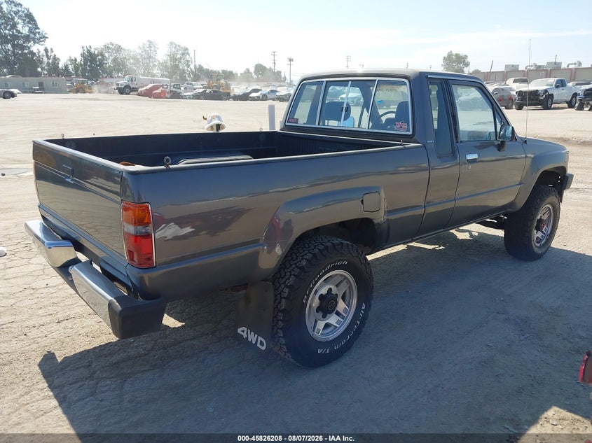 1987 Toyota Pickup VIN JT4RN67D6H5072422 IAAI salvage auction — SIDE, Clear - Dealer Only (California), sold $8,400 on 2026-08-19 (photo 4)