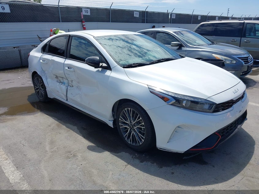 2023 Kia Forte VIN 3KPF54AD6PE615402 IAAI salvage auction — RIGHT SIDE, Wait Title, sold $4,850 on 2026-09-09 (photo 1)