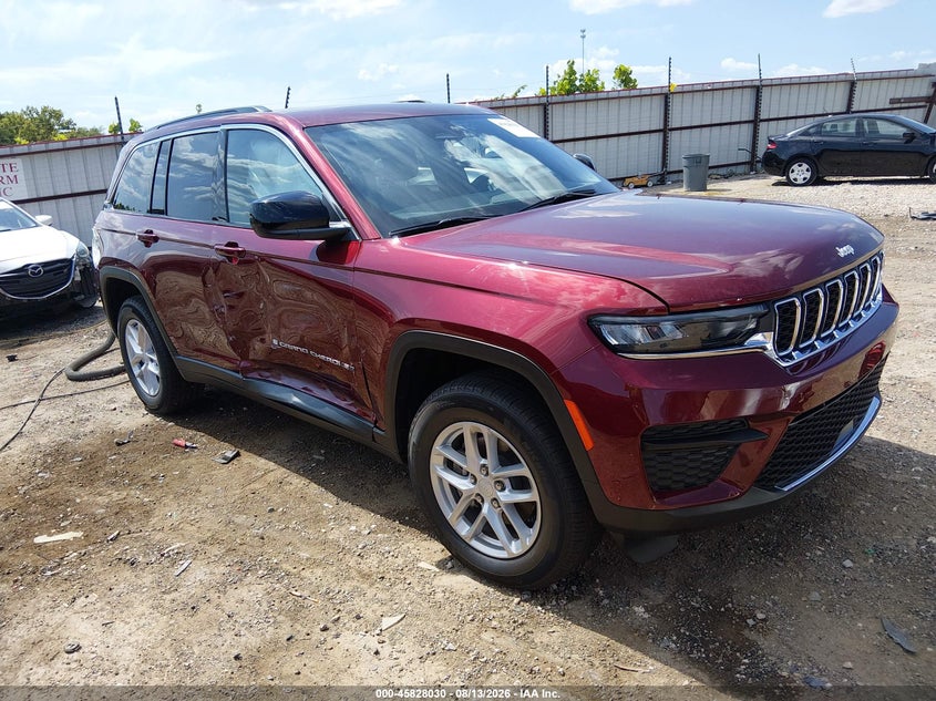 2024 Jeep Grand cherokee VIN 1C4RJHAG0R8619453 — IAAI salvage auction photo