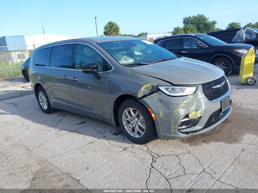 2025 Chrysler Pacifica VIN 2C4RC1BG6SR551184 IAAI salvage auction — FRONT END, Salvage Title, sold $14,450 on 2026-08-19 (photo 1)