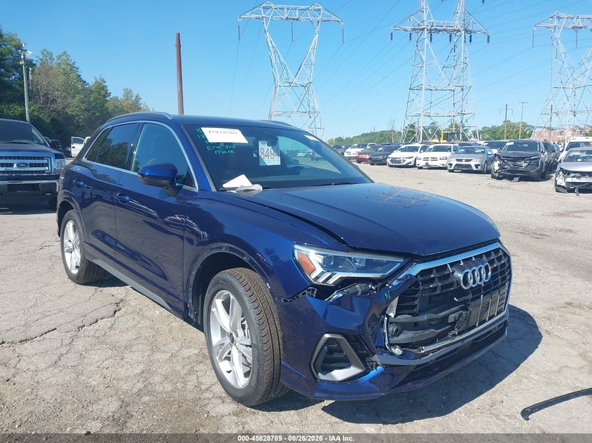 2023 Audi Q3 VIN WA1DECF38P1122769 — IAAI salvage auction photo