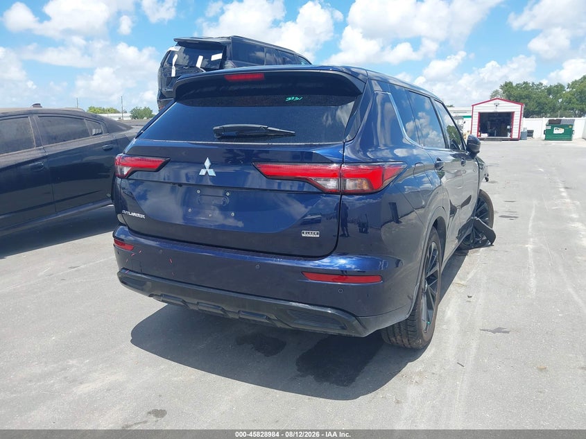 2022 Mitsubishi Outlander VIN JA4J3UA86NZ059171 IAAI salvage auction — RIGHT FRONT, Wait Title, sold $7,650 on 2026-09-28 (photo 4)