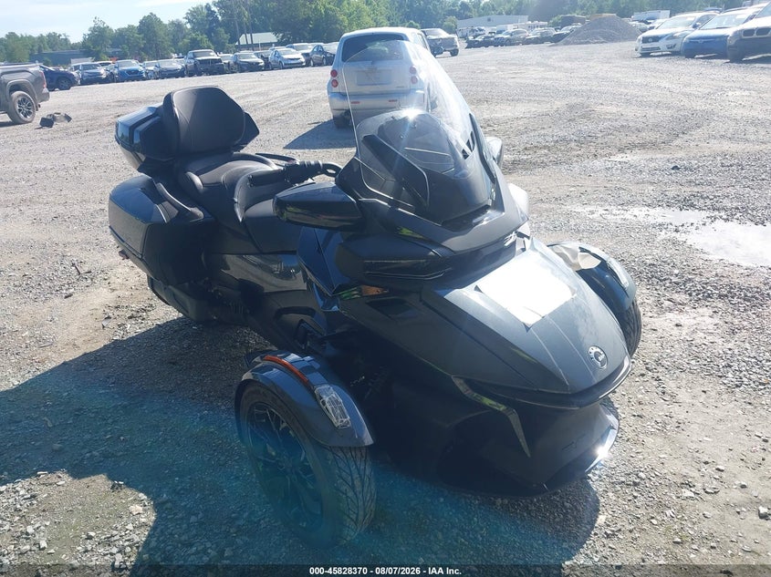 2020 Can-am/ brp Spyder VIN 2BXNBDD2XLV004805 IAAI salvage auction — RIGHT FRONT, Wait Title, sold $8,300 on 2026-09-30 (photo 1)