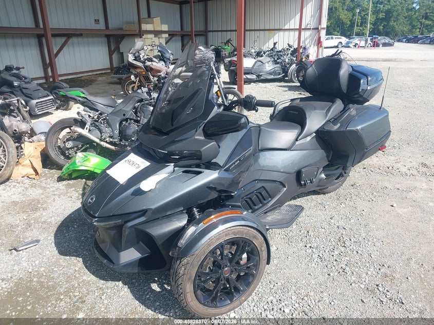 2020 Can-am/ brp Spyder VIN 2BXNBDD2XLV004805 IAAI salvage auction — RIGHT FRONT, Wait Title, sold $8,300 on 2026-09-30 (photo 2)