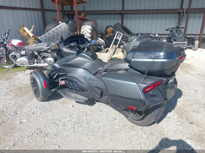 2020 Can-am/ brp Spyder VIN 2BXNBDD2XLV004805 IAAI salvage auction — RIGHT FRONT, Wait Title, sold $8,300 on 2026-09-30 (photo 3)