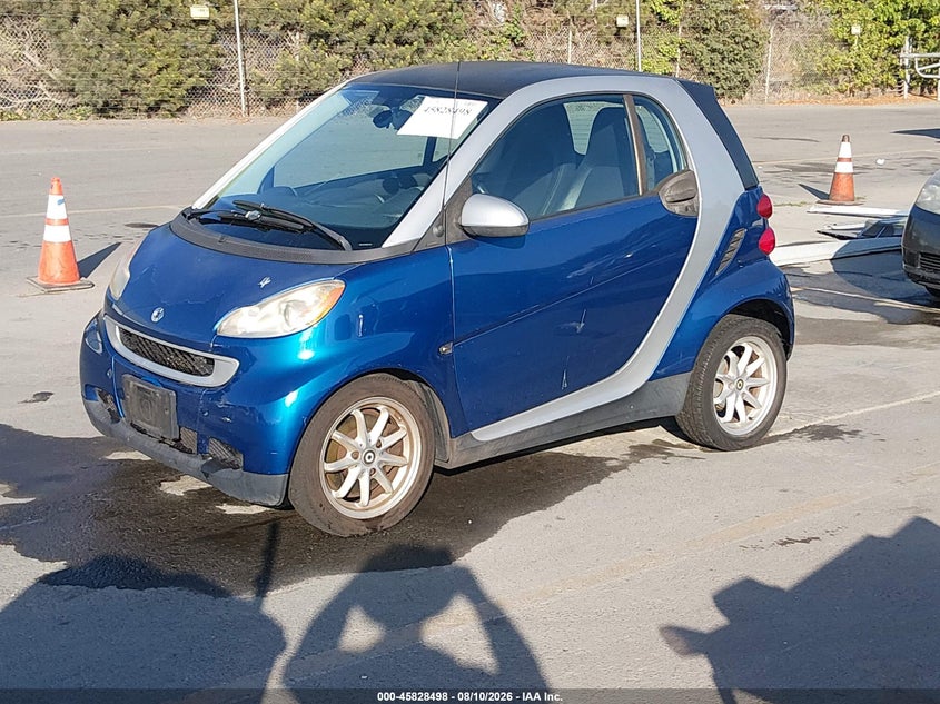 2009 Smart Fortwo VIN WMEEJ31X59K211522 IAAI salvage auction — REAR END, Salvage (California), sold $825 on 2026-08-14 (photo 2)