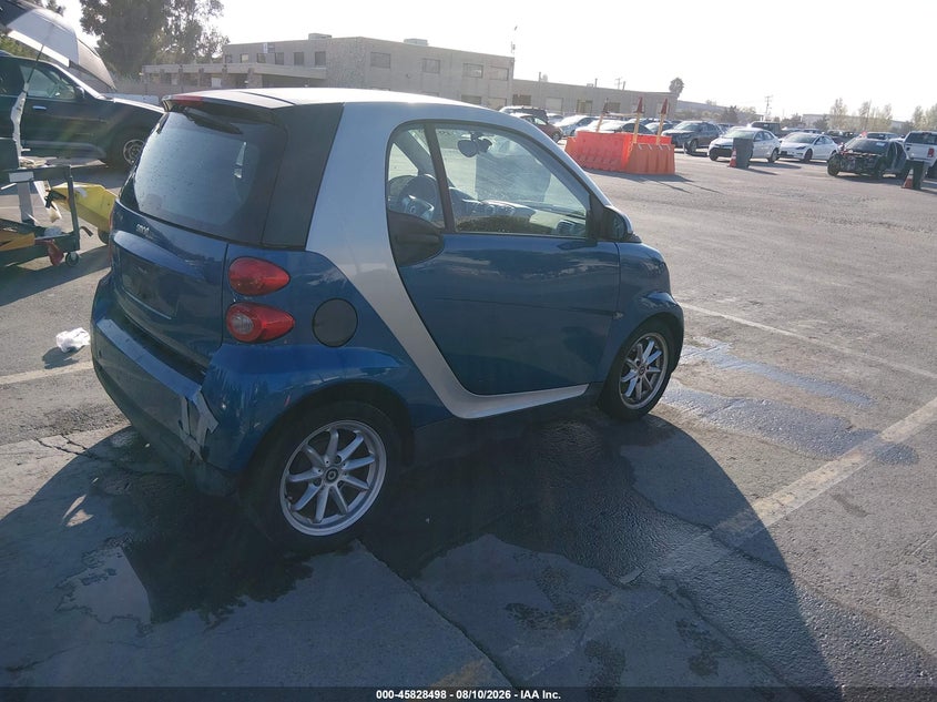 2009 Smart Fortwo VIN WMEEJ31X59K211522 IAAI salvage auction — REAR END, Salvage (California), sold $825 on 2026-08-14 (photo 4)