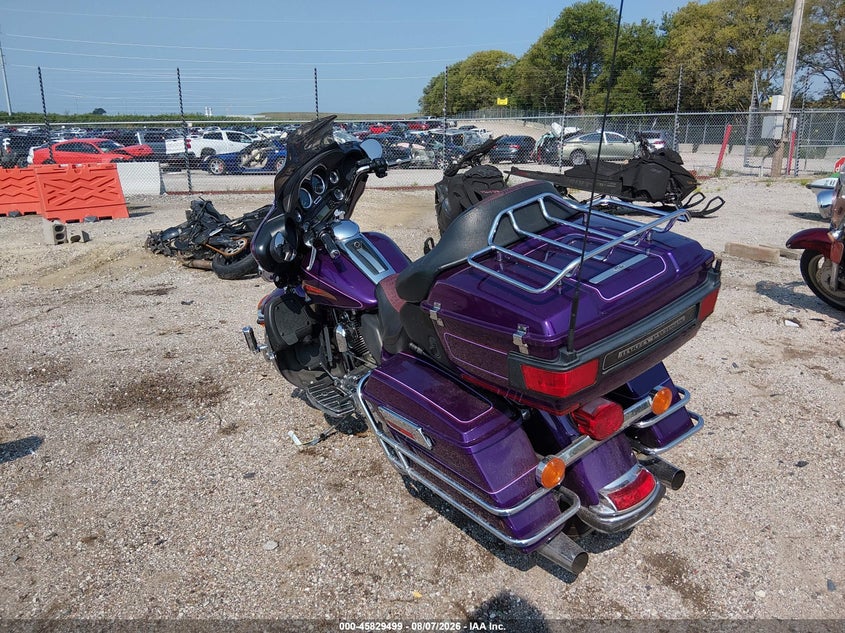 2011 Harley-davidson Flhtcu VIN 1HD1FL41XBB642917 IAAI salvage auction — RIGHT SIDE, Certificate Of Title (Nebraska), sold $1,650 on 2026-09-03 (photo 3)