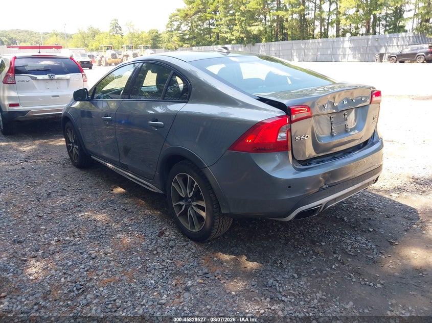 2017 Volvo S60 cross country VIN YV440MUM4H2004765 IAAI salvage auction — NORMAL WEAR, Salvage Title, sold $975 on 2026-08-19 (photo 3)